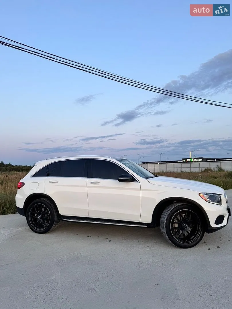2017 Mercedes-Benz GLC - мініатюра 2