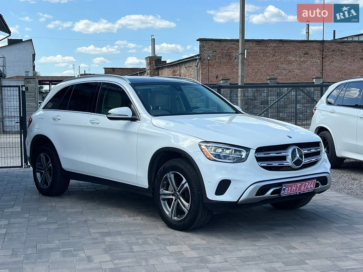 2021 Mercedes-Benz GLC - мініатюра 3