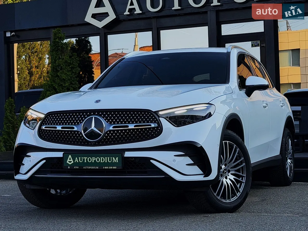 2024 Mercedes-Benz GLC - мініатюра 31
