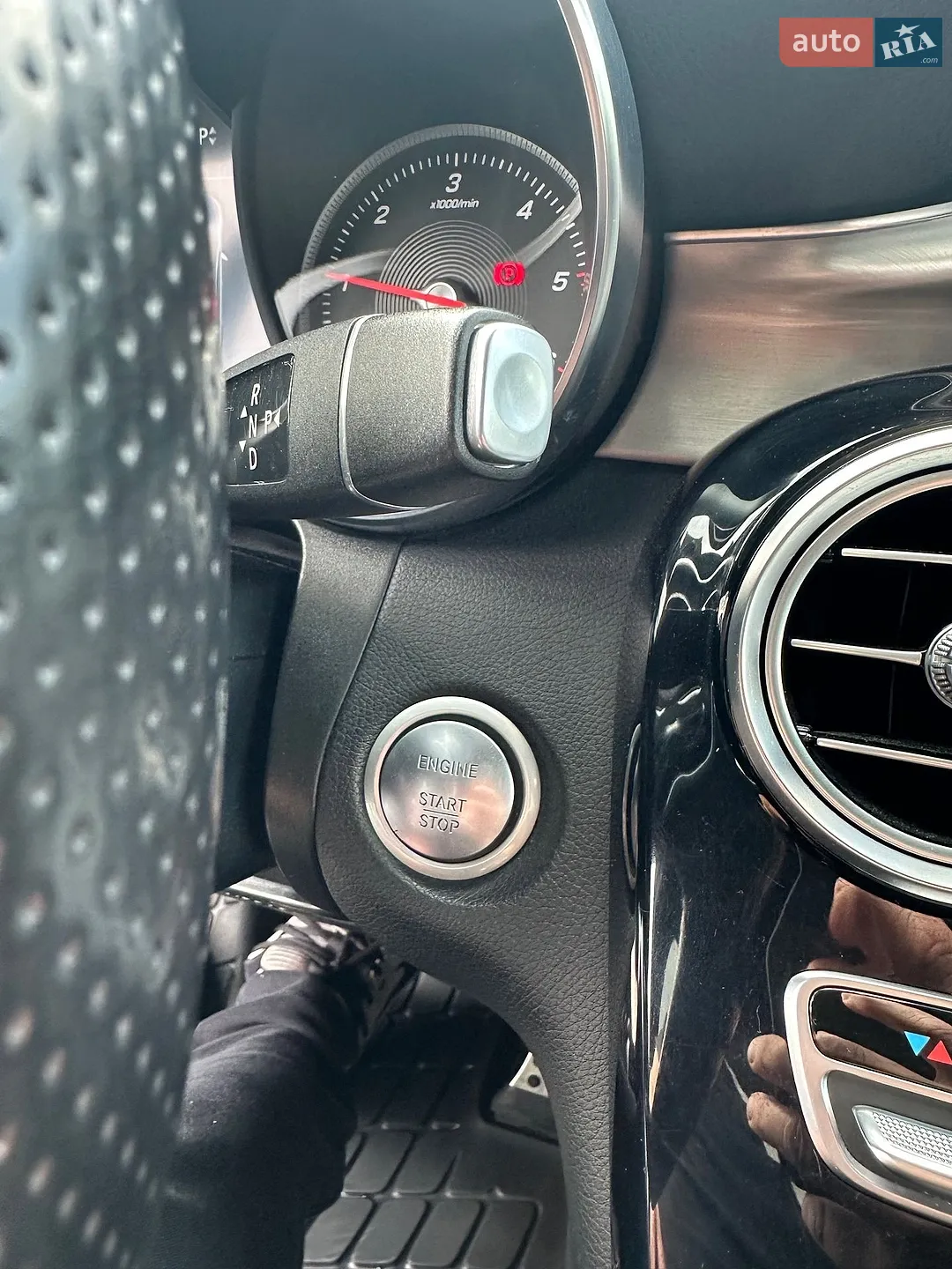 2017 Mercedes-Benz GLC - мініатюра 14