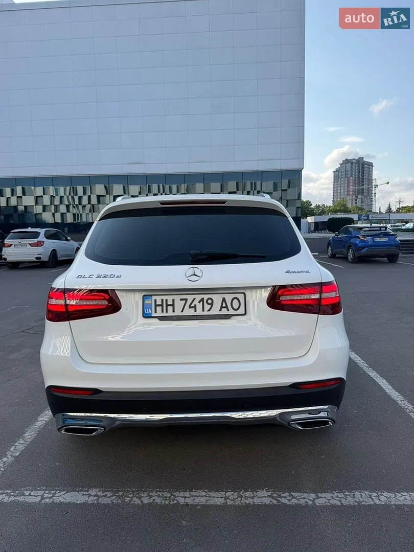 2016 Mercedes-Benz GLC - мініатюра 12