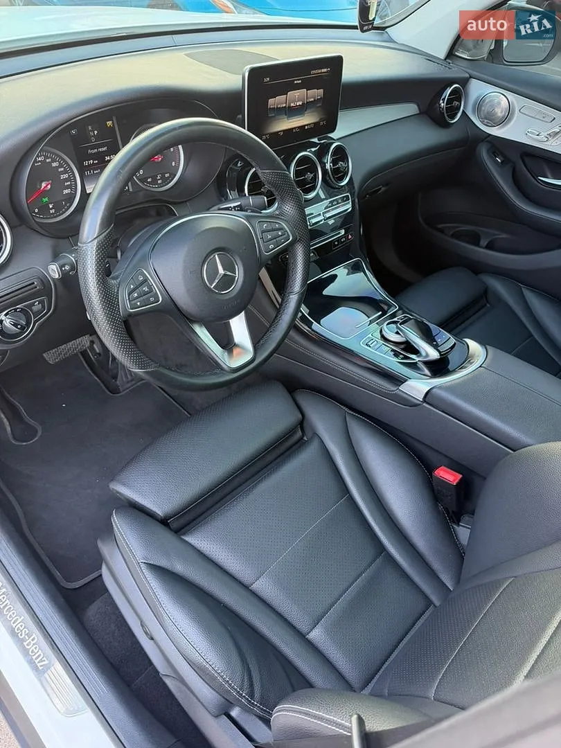 2016 Mercedes-Benz GLC - мініатюра 25
