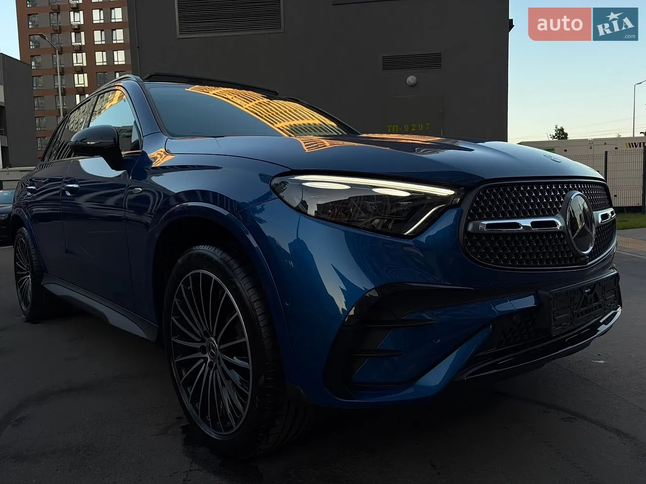2024 Mercedes-Benz GLC - мініатюра 34