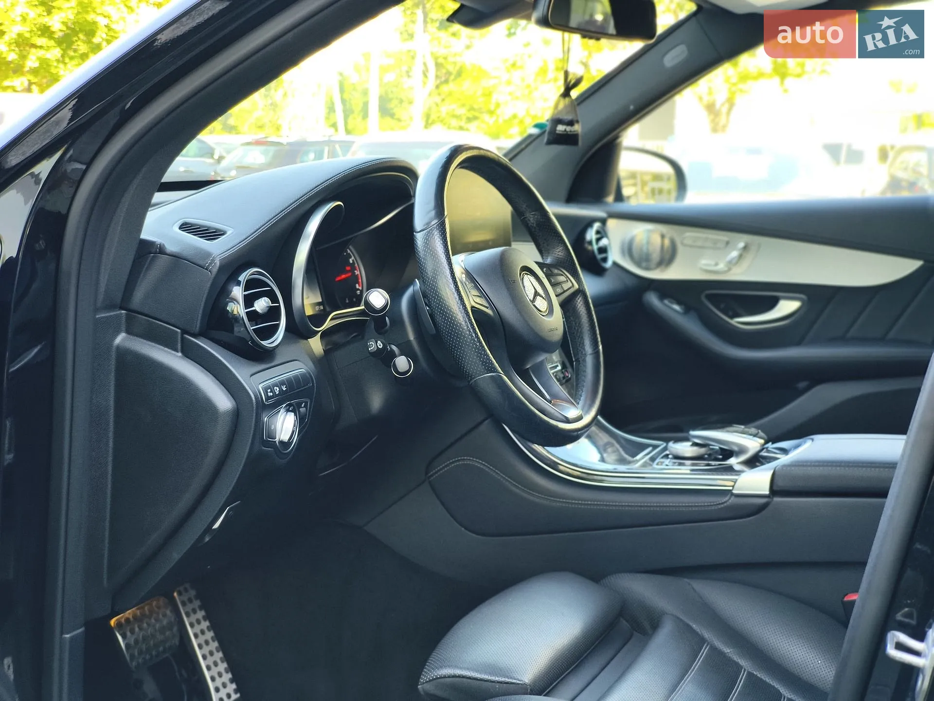 2017 Mercedes-Benz GLC - мініатюра 20