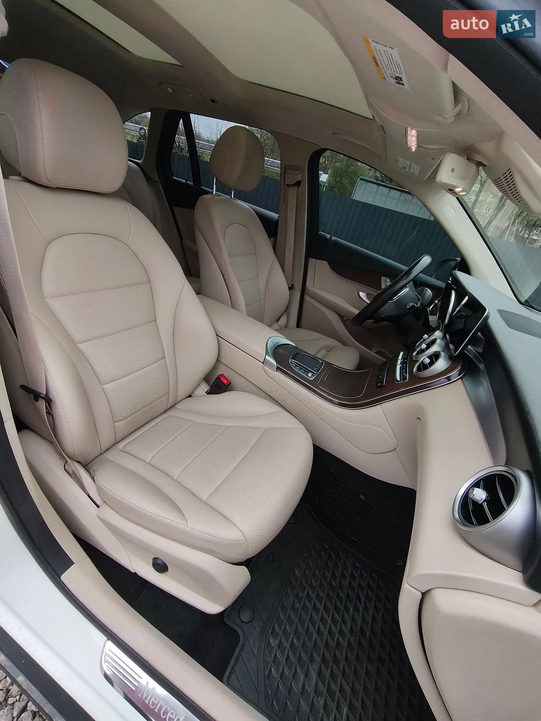 2020 Mercedes-Benz GLC - мініатюра 12