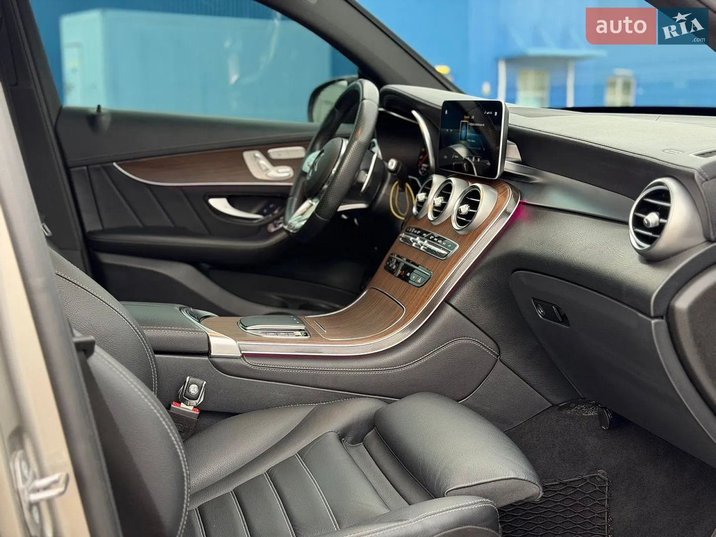 2019 Mercedes-Benz GLC - мініатюра 20