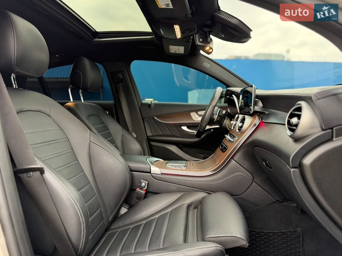 2019 Mercedes-Benz GLC - мініатюра 23