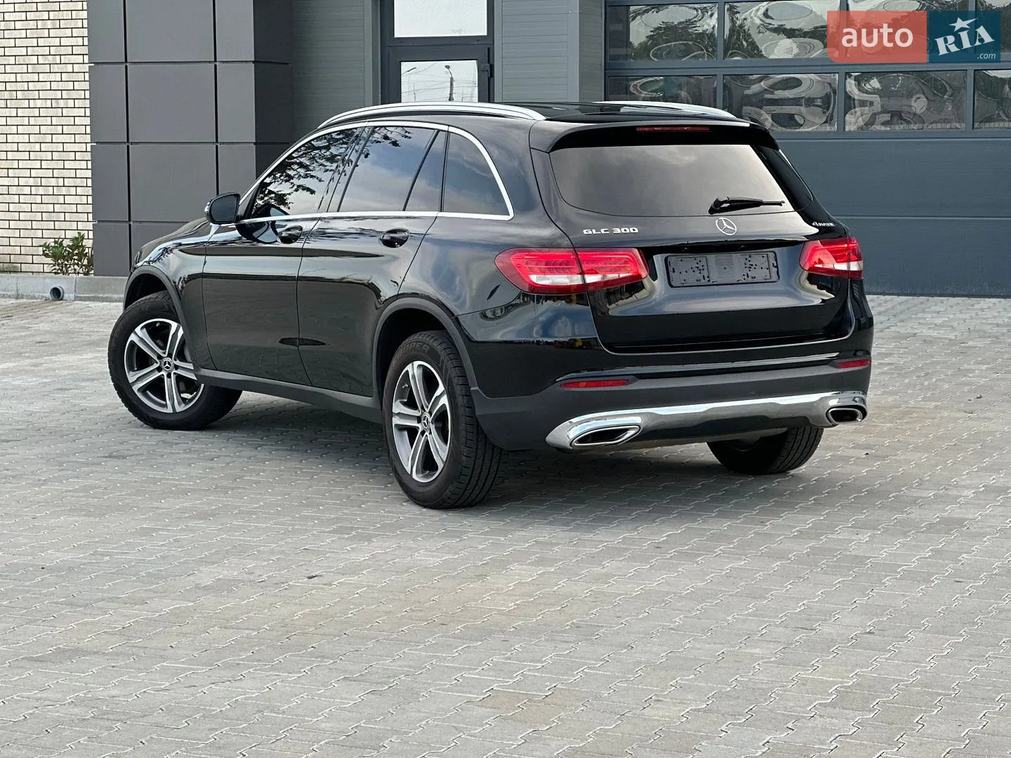 2020 Mercedes-Benz GLC - мініатюра 33