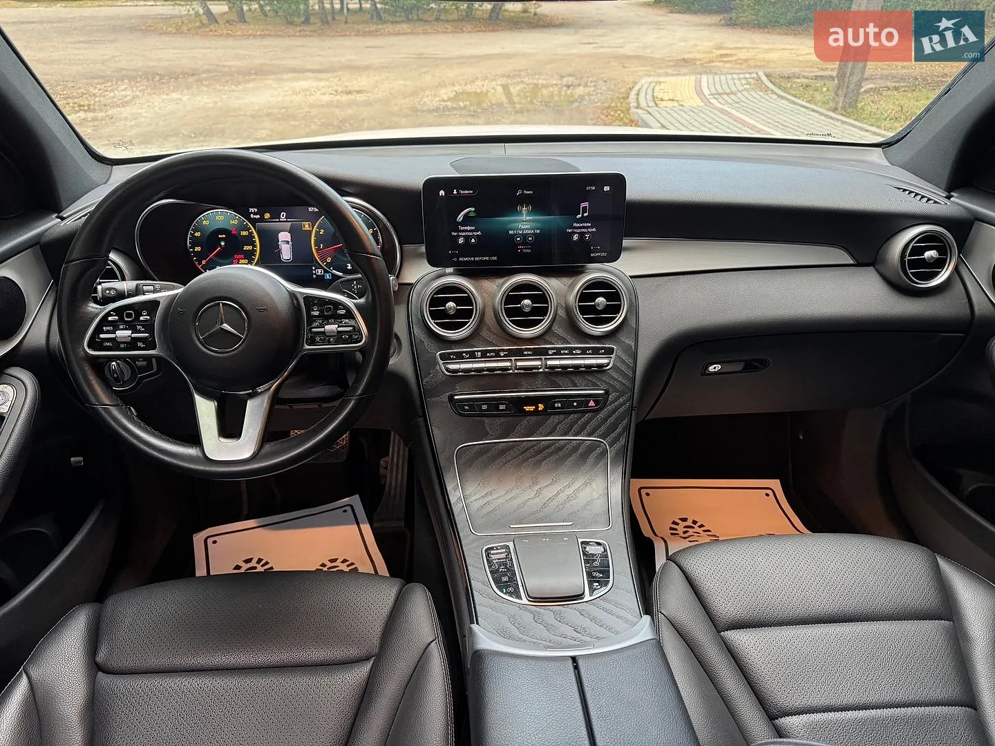 2022 Mercedes-Benz GLC - мініатюра 9