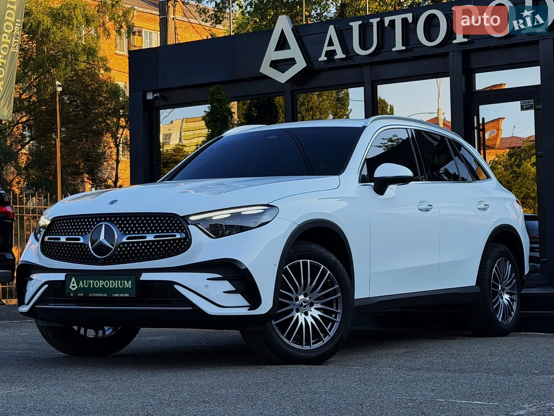 2024 Mercedes-Benz GLC - мініатюра 6
