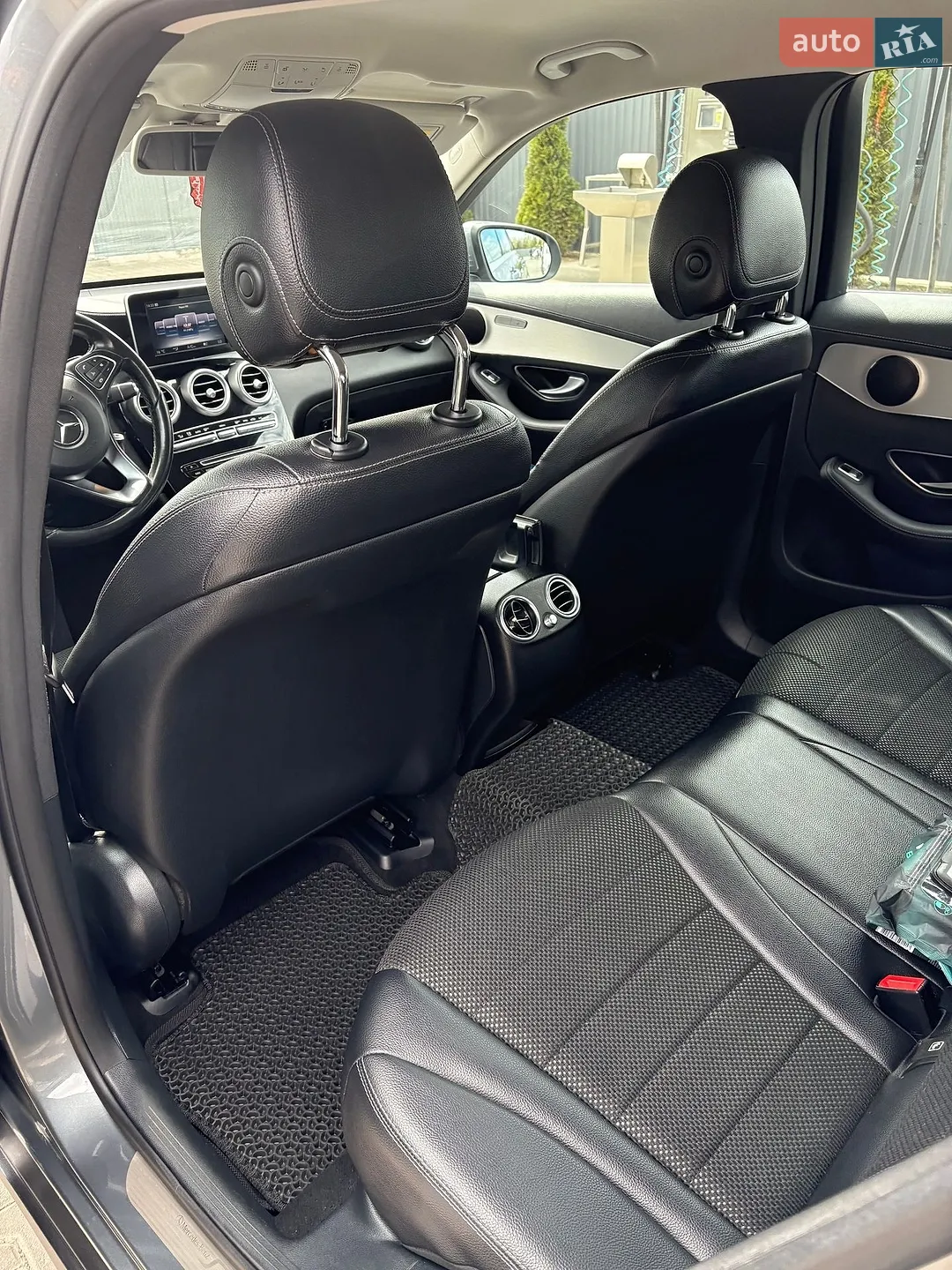 2016 Mercedes-Benz GLC - мініатюра 19