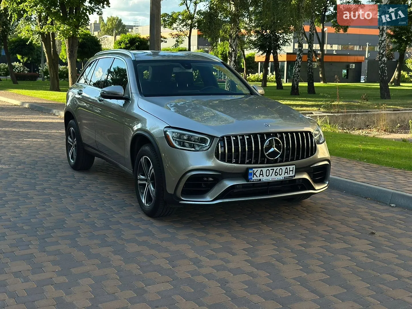 2019 Mercedes-Benz GLC - мініатюра 2