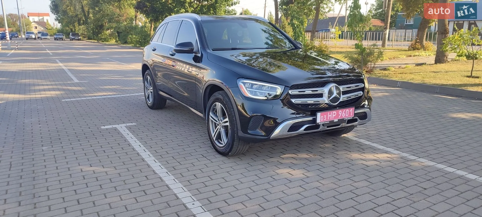 2019 Mercedes-Benz GLC - мініатюра 2