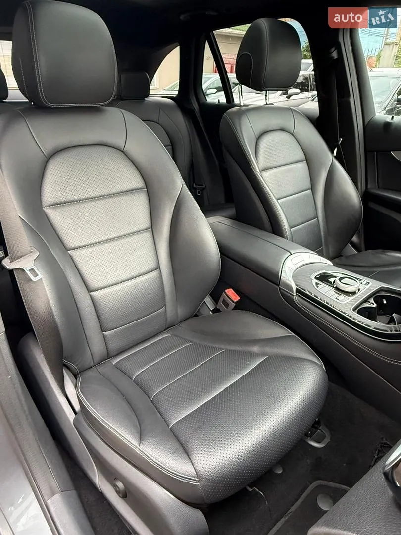 2018 Mercedes-Benz GLC - мініатюра 38