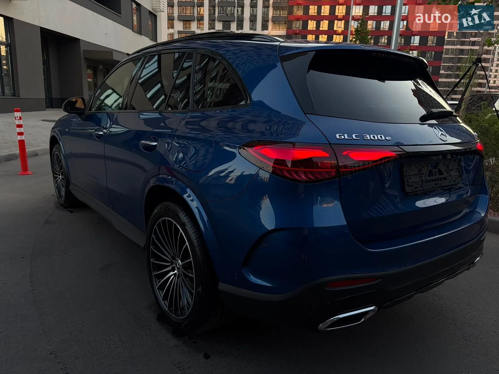 2025 Mercedes-Benz GLC - мініатюра 60