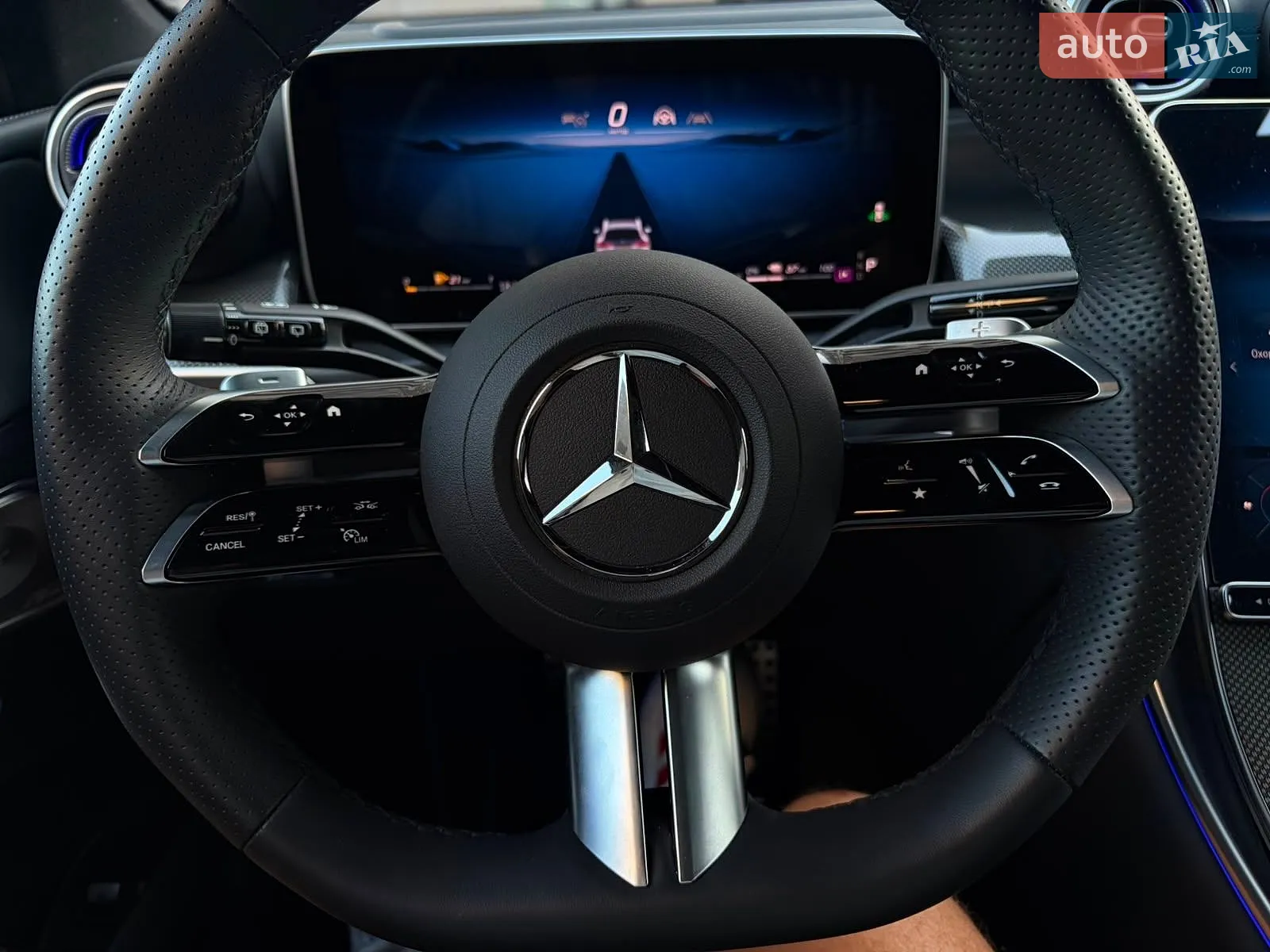 2025 Mercedes-Benz GLC - мініатюра 148