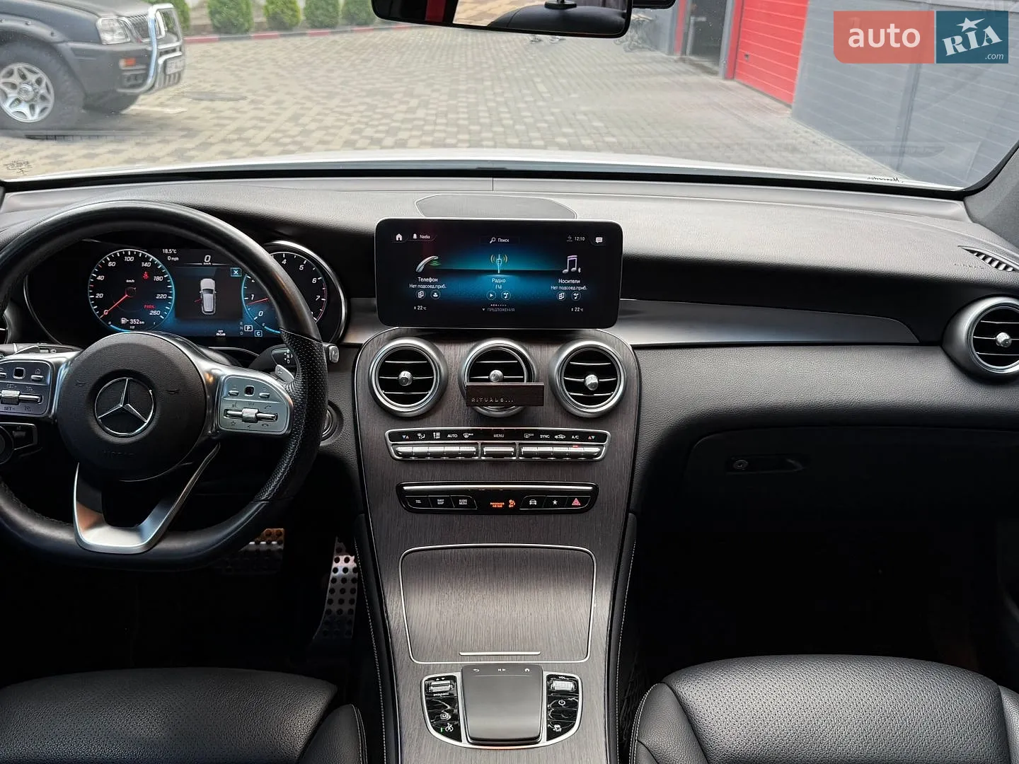 2019 Mercedes-Benz GLC - мініатюра 19
