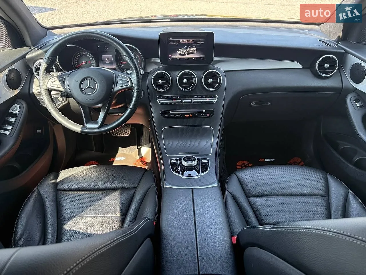 2019 Mercedes-Benz GLC - мініатюра 19