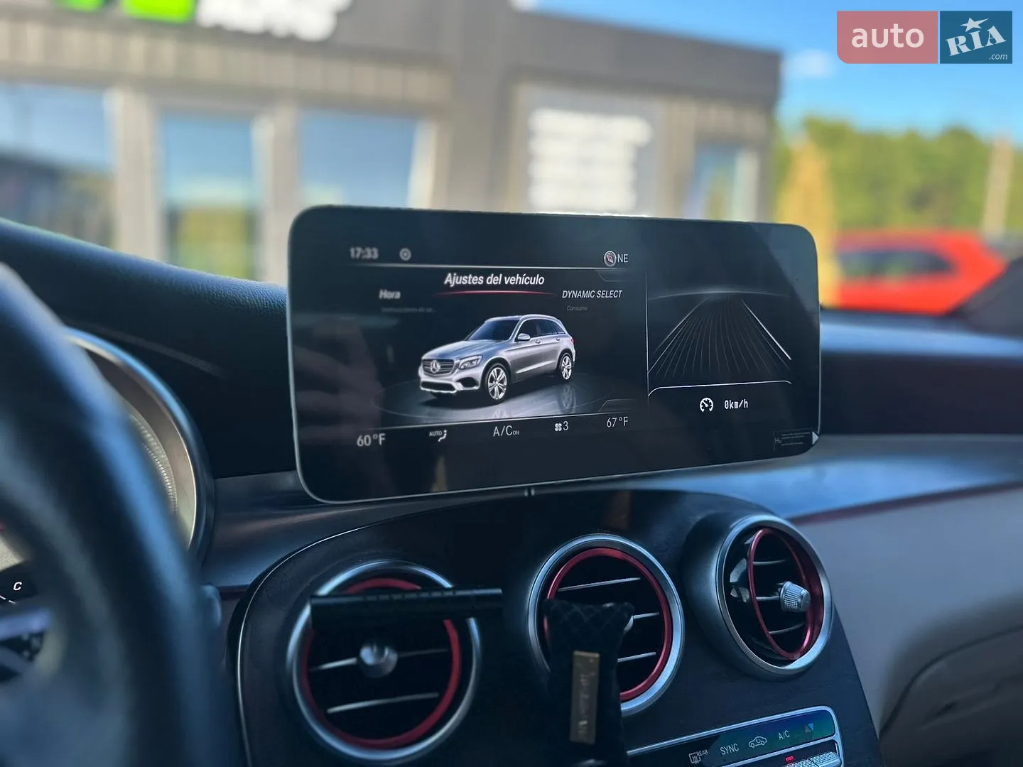 2018 Mercedes-Benz GLC - мініатюра 15