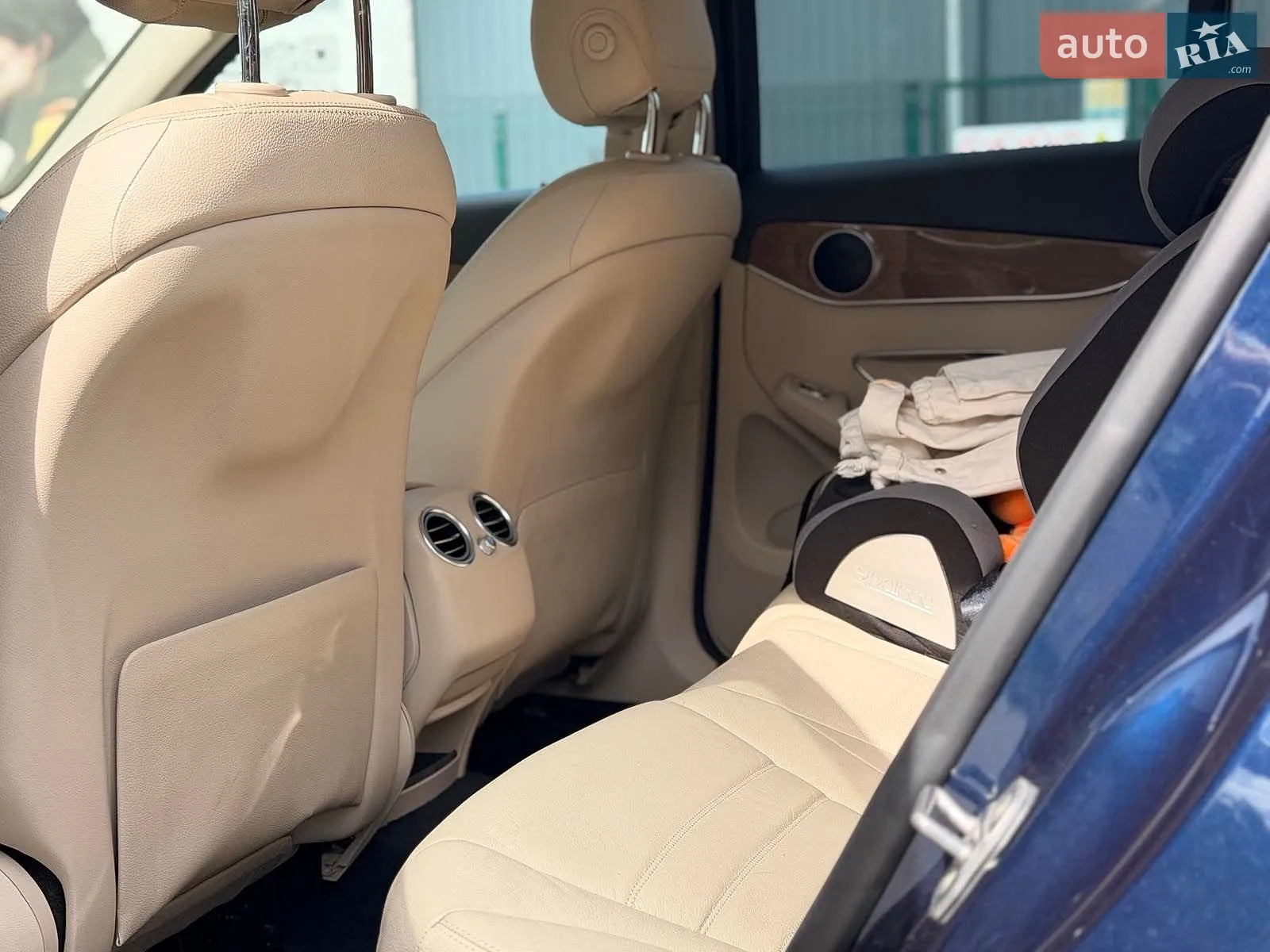 2016 Mercedes-Benz GLC - мініатюра 12