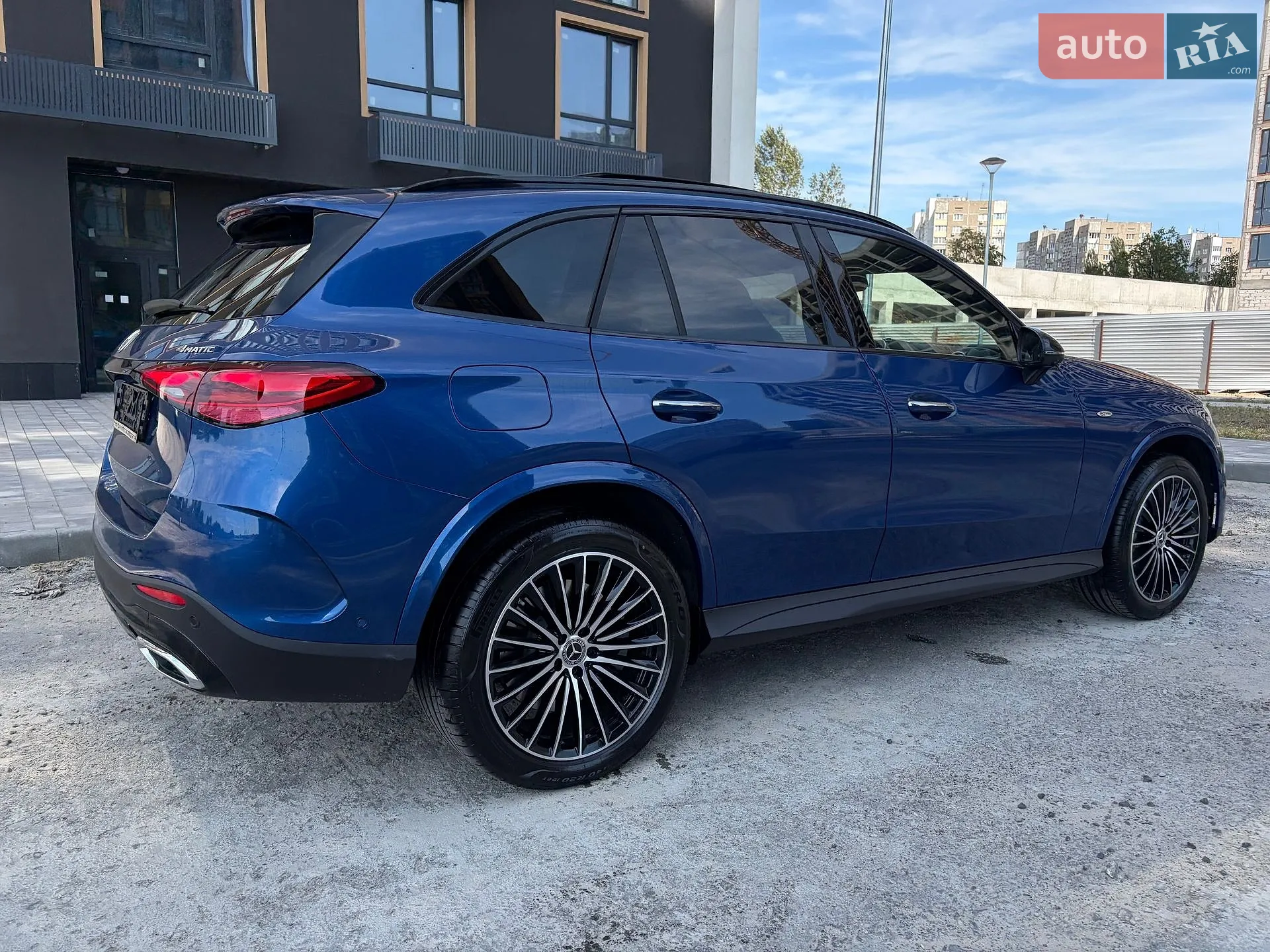 2025 Mercedes-Benz GLC - мініатюра 26