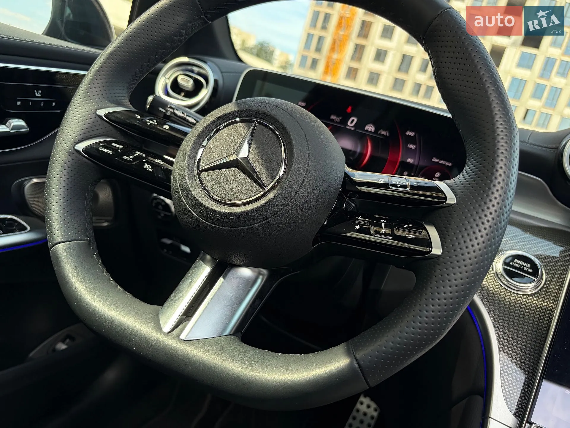 2025 Mercedes-Benz GLC - мініатюра 154