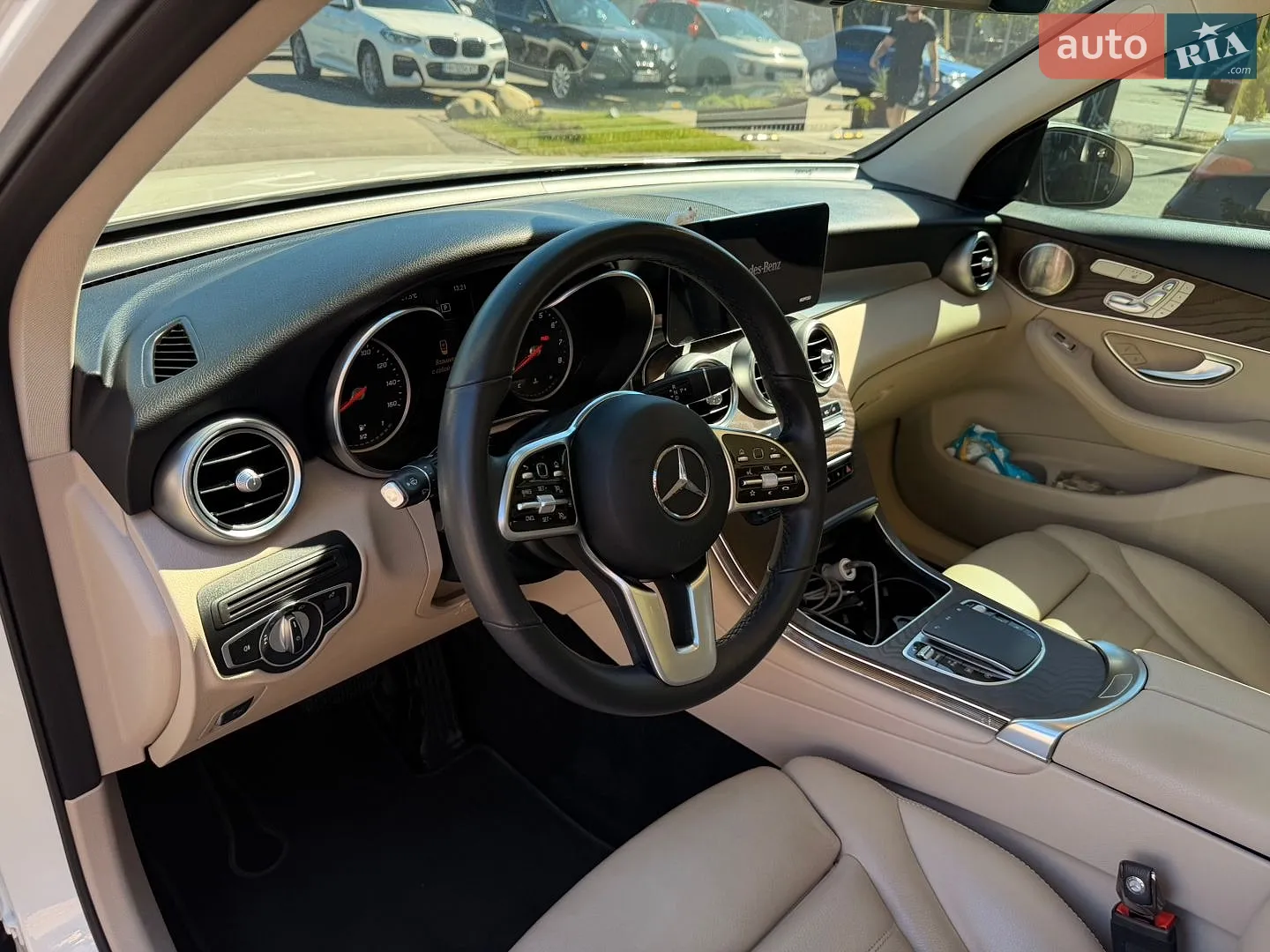 2021 Mercedes-Benz GLC - мініатюра 11