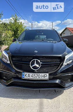 Внедорожник / Кроссовер Mercedes-Benz GLE 43 AMG 2018 в Киеве