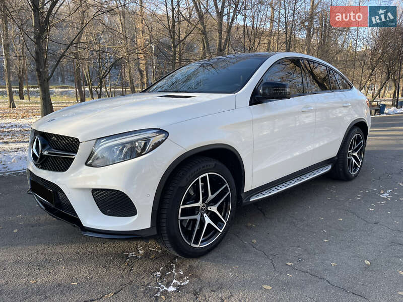 Позашляховик / Кросовер Mercedes-Benz GLE-Class Coupe 2016 в Києві