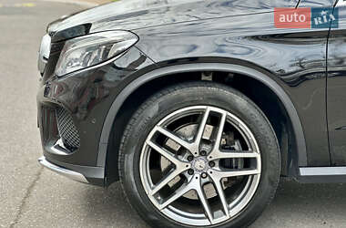 Позашляховик / Кросовер Mercedes-Benz GLE-Class Coupe 2015 в 