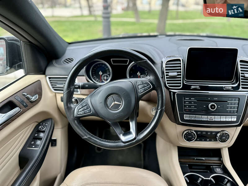 Позашляховик / Кросовер Mercedes-Benz GLE-Class Coupe 2015 в Одесі