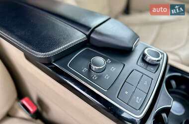 Позашляховик / Кросовер Mercedes-Benz GLE-Class Coupe 2015 в 