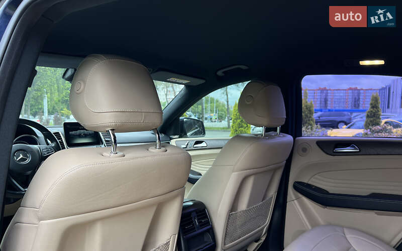 Позашляховик / Кросовер Mercedes-Benz GLE-Class Coupe 2016 в Львові фото 18 Позашляховик / Кросовер Mercedes-Benz GLE-Class Coupe 2016 в Львові