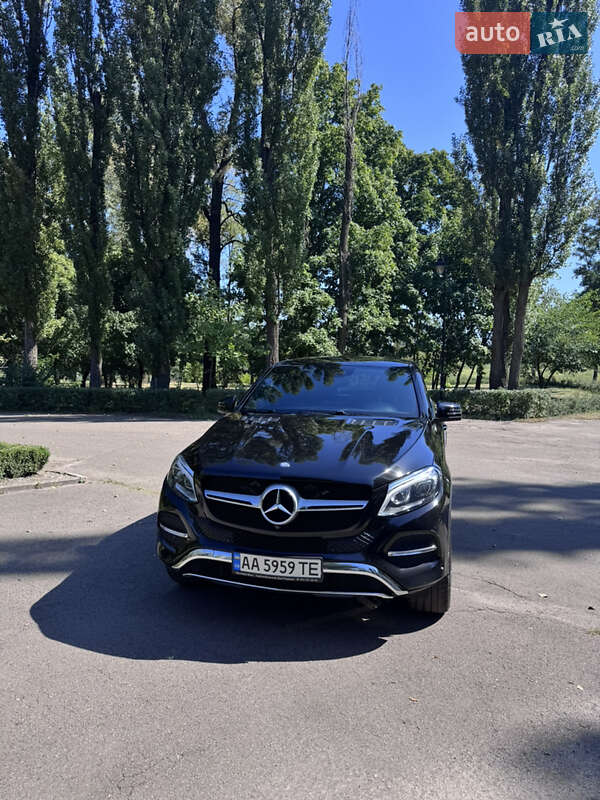 Внедорожник / Кроссовер Mercedes-Benz GLE-Class Coupe 2015 в Киеве