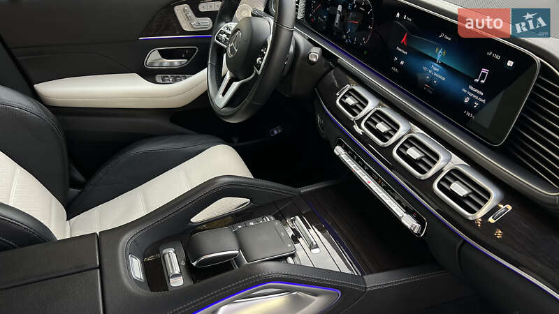 Позашляховик / Кросовер Mercedes-Benz GLE-Class Coupe 2020 в Львові фото 59 Позашляховик / Кросовер Mercedes-Benz GLE-Class Coupe 2020 в Львові