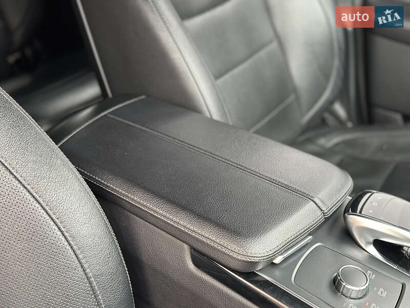 Внедорожник / Кроссовер Mercedes-Benz GLE-Class Coupe 2015 в Ужгороде фото 46 Внедорожник / Кроссовер Mercedes-Benz GLE-Class Coupe 2015 в Ужгороде