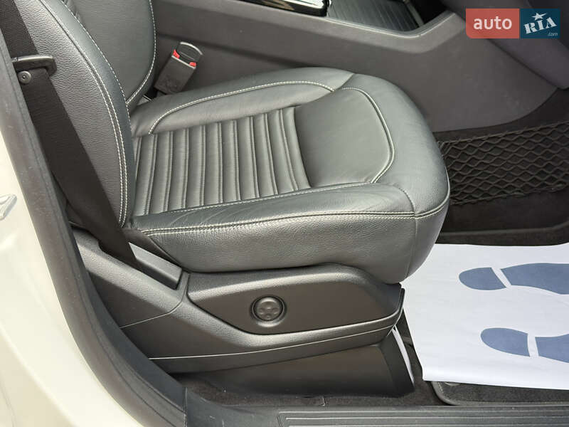 Позашляховик / Кросовер Mercedes-Benz GLE-Class Coupe 2017 в Тернополі фото 93 Позашляховик / Кросовер Mercedes-Benz GLE-Class Coupe 2017 в Тернополі