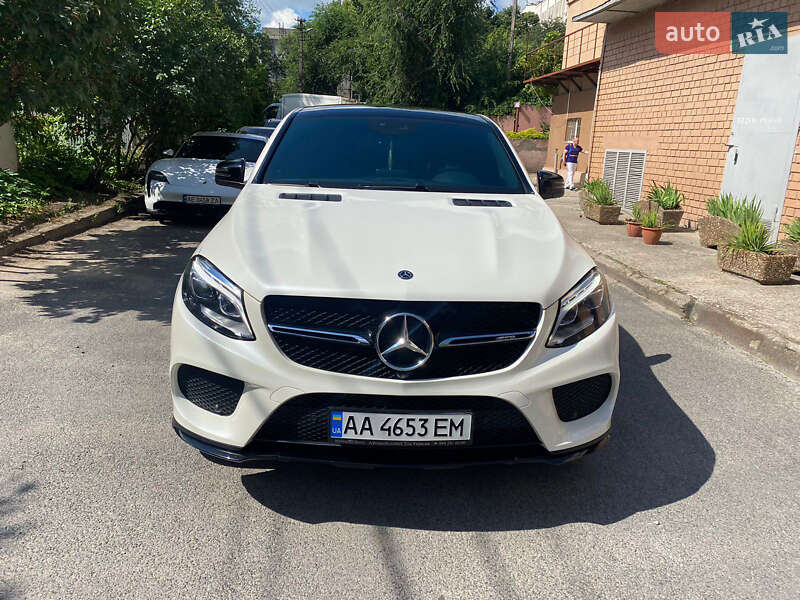 Внедорожник / Кроссовер Mercedes-Benz GLE-Class Coupe 2017 в Днепре фото 3 Внедорожник / Кроссовер Mercedes-Benz GLE-Class Coupe 2017 в Днепре