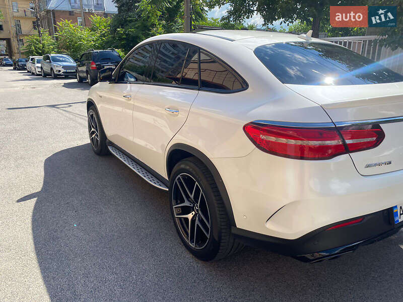 Внедорожник / Кроссовер Mercedes-Benz GLE-Class Coupe 2017 в Днепре фото 6 Внедорожник / Кроссовер Mercedes-Benz GLE-Class Coupe 2017 в Днепре