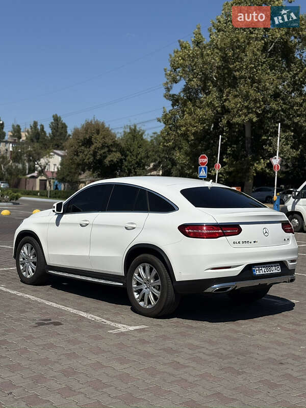 Позашляховик / Кросовер Mercedes-Benz GLE-Class Coupe 2016 в Одесі фото 7 Позашляховик / Кросовер Mercedes-Benz GLE-Class Coupe 2016 в Одесі