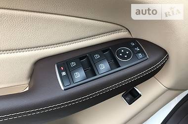 Позашляховик / Кросовер Mercedes-Benz GLE-Class 2016 в 