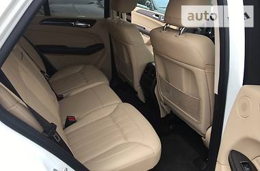 Позашляховик / Кросовер Mercedes-Benz GLE-Class 2016 в 