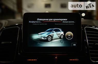 Позашляховик / Кросовер Mercedes-Benz GLE-Class 2017 в 