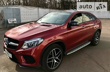 Позашляховик / Кросовер Mercedes-Benz GLE-Class 2017 в 