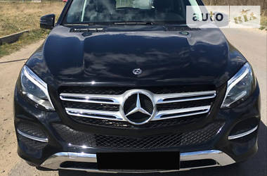 Позашляховик / Кросовер Mercedes-Benz GLE-Class 2018 в 