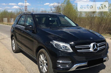 Позашляховик / Кросовер Mercedes-Benz GLE-Class 2018 в 