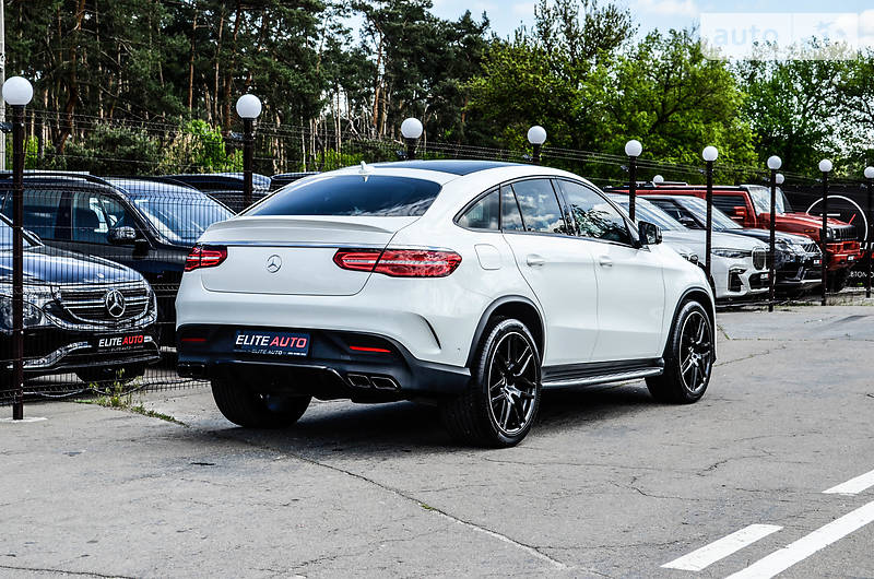 Позашляховик / Кросовер Mercedes-Benz GLE-Class 2016 в Києві