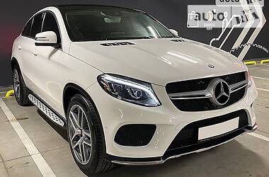 Позашляховик / Кросовер Mercedes-Benz GLE-Class 2016 в 