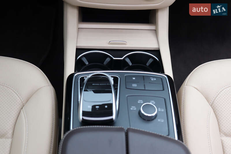 Внедорожник / Кроссовер Mercedes-Benz GLE-Class 2016 в Киеве