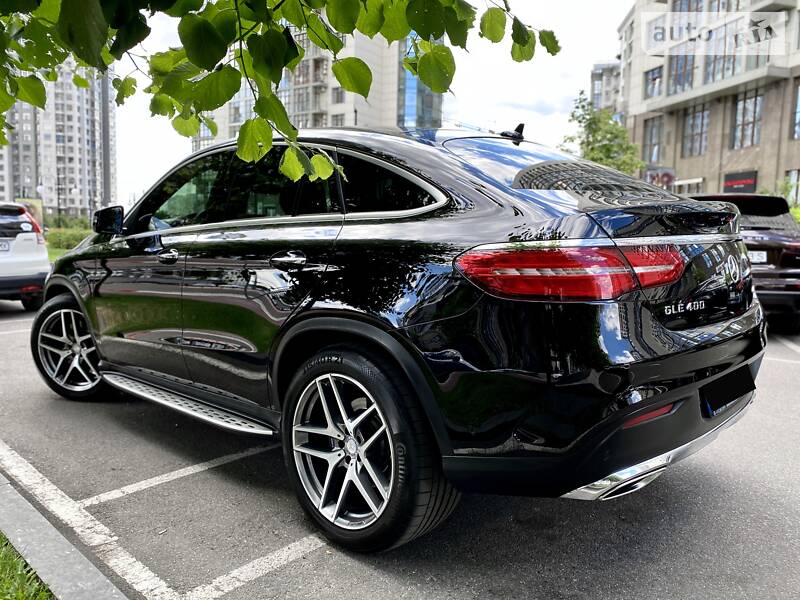 Позашляховик / Кросовер Mercedes-Benz GLE-Class 2016 в Києві